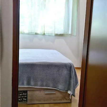 Romina Apartman Póla